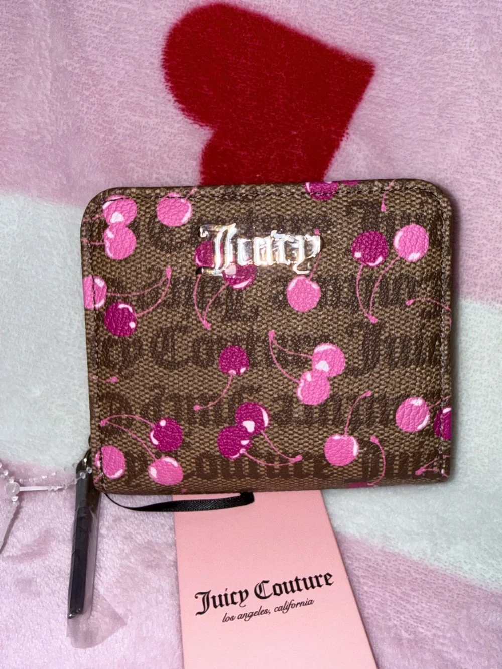 NWT Juicy Couture Pink/Chestnut Cherry Print Zip Wallet